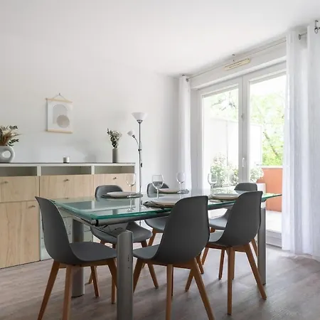 Apartament Horizon Paisible - Piscine Et Parking ! *