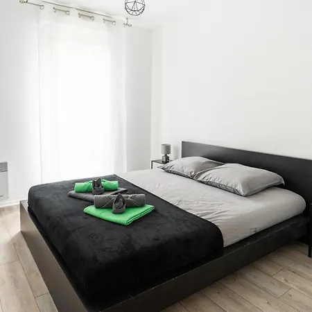 Apartament Horizon Paisible - Piscine Et Parking !