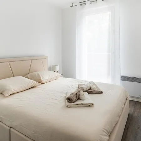 Horizon Paisible - Piscine Et Parking ! *