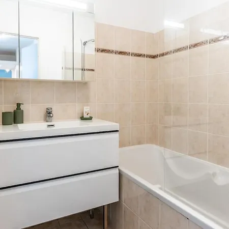 Horizon Paisible - Piscine Et Parking ! Daire